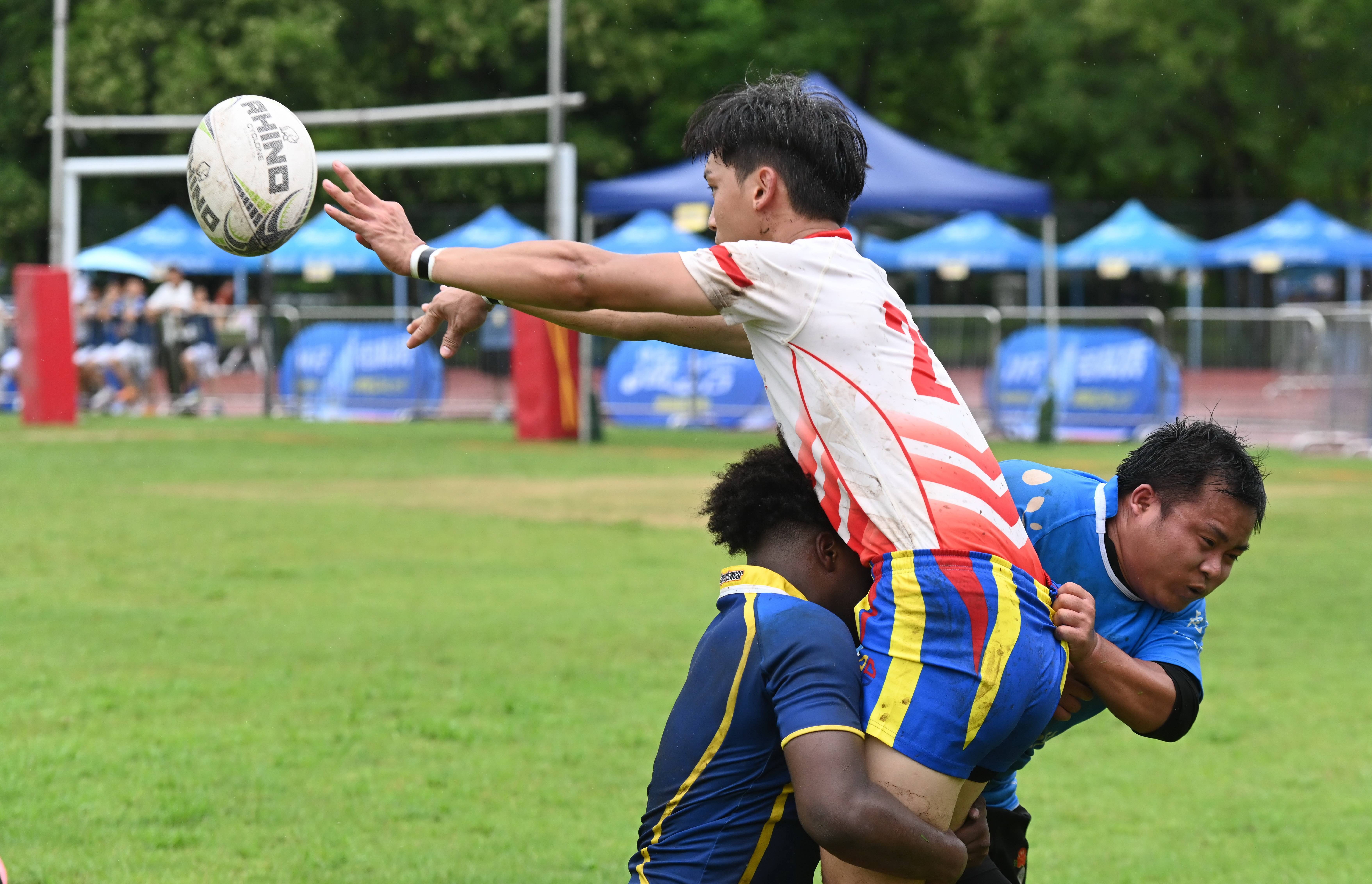 包含场面火爆!橄榄球观众席沸腾不已的词条 包含场面火爆!橄榄球观众席沸腾不已的词条
