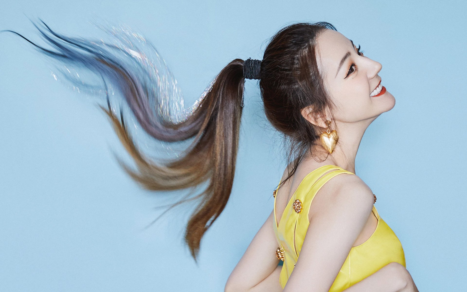 跨界对决，约基奇全能统治助尼克斯末节逆转新疆队