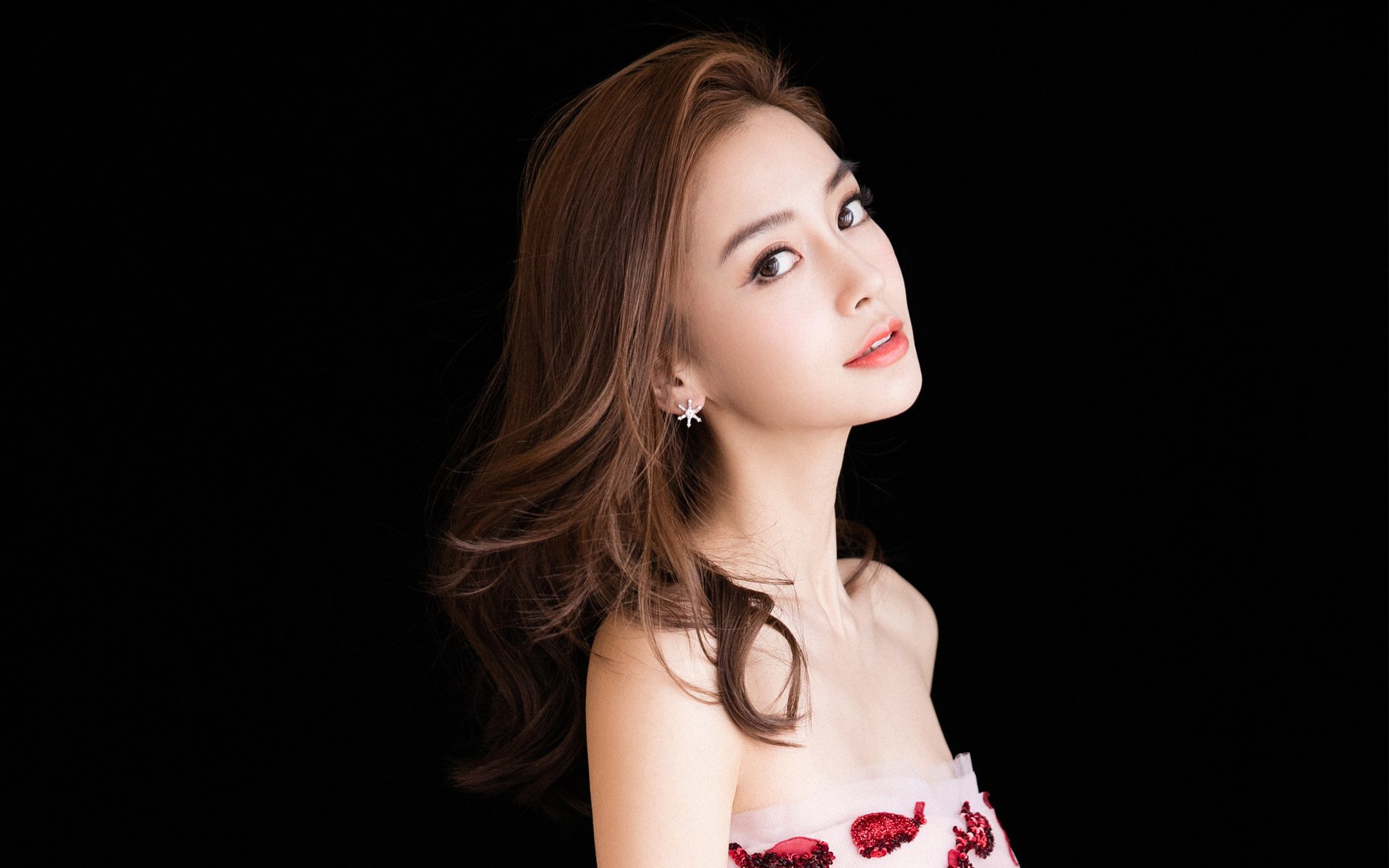 虚拟交锋,库里三分风暴助灰熊稳稳拿下浙江,关键先生再度定义胜利