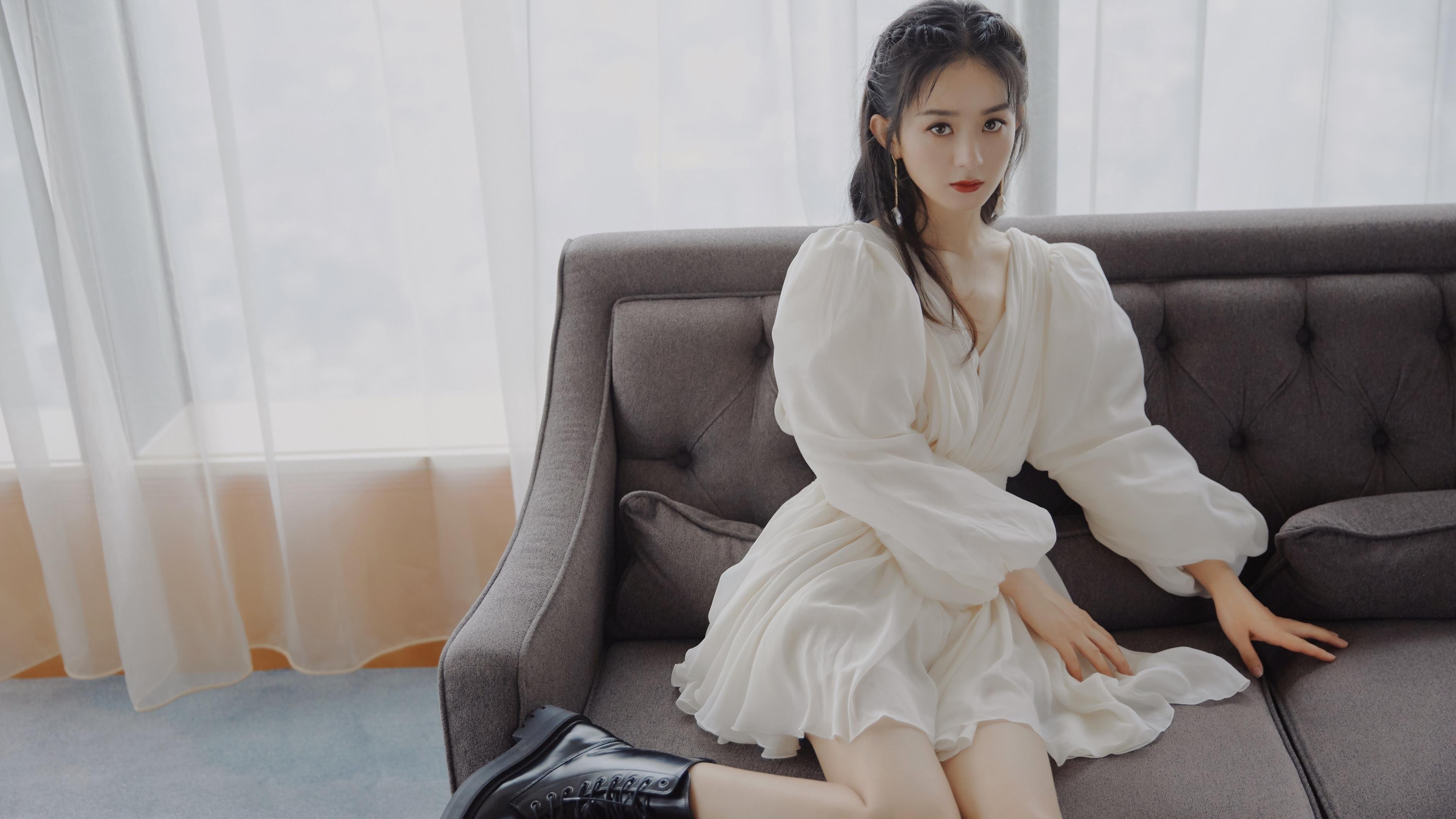 唯一性之战，当阿尔及利亚的沙漠雄风，压倒了那不勒斯的地中海艺术—莱万，那个在铁幕前起舞的关键先生